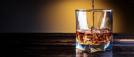 Conheça os principais tipos de whisky e suas combinações